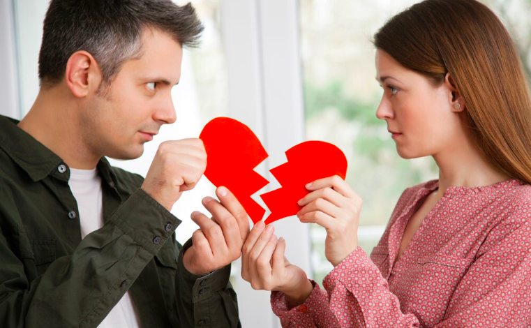 黄山离婚如何申请财产保全冻结对方账户